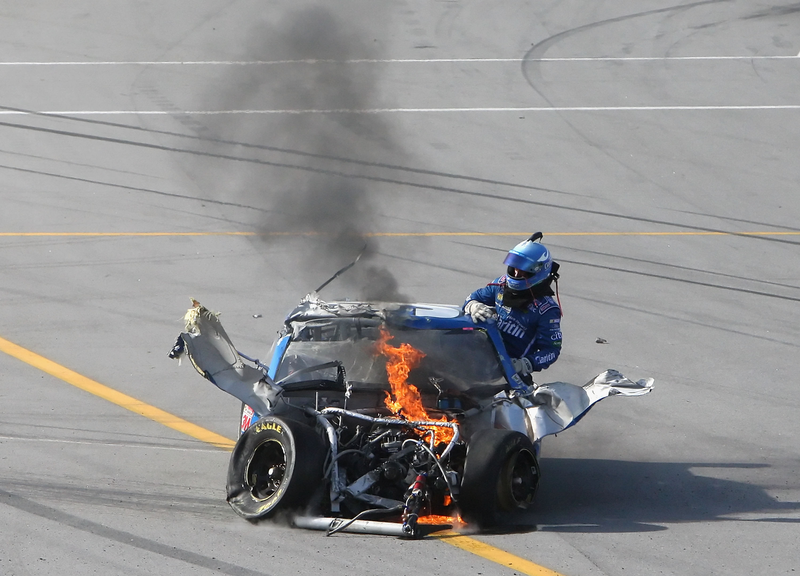 Illustration for article titled Carl Edwards Real-Life Talladega Nights NASCAR Crash: Video, Gallery